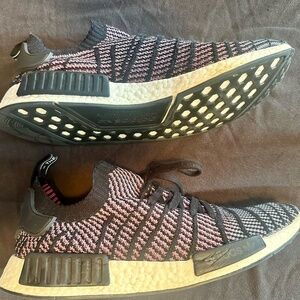 Adidas NMD R1 STLT Primeknit  'Core Black/Grey Four/Solar Pink' men's size 13